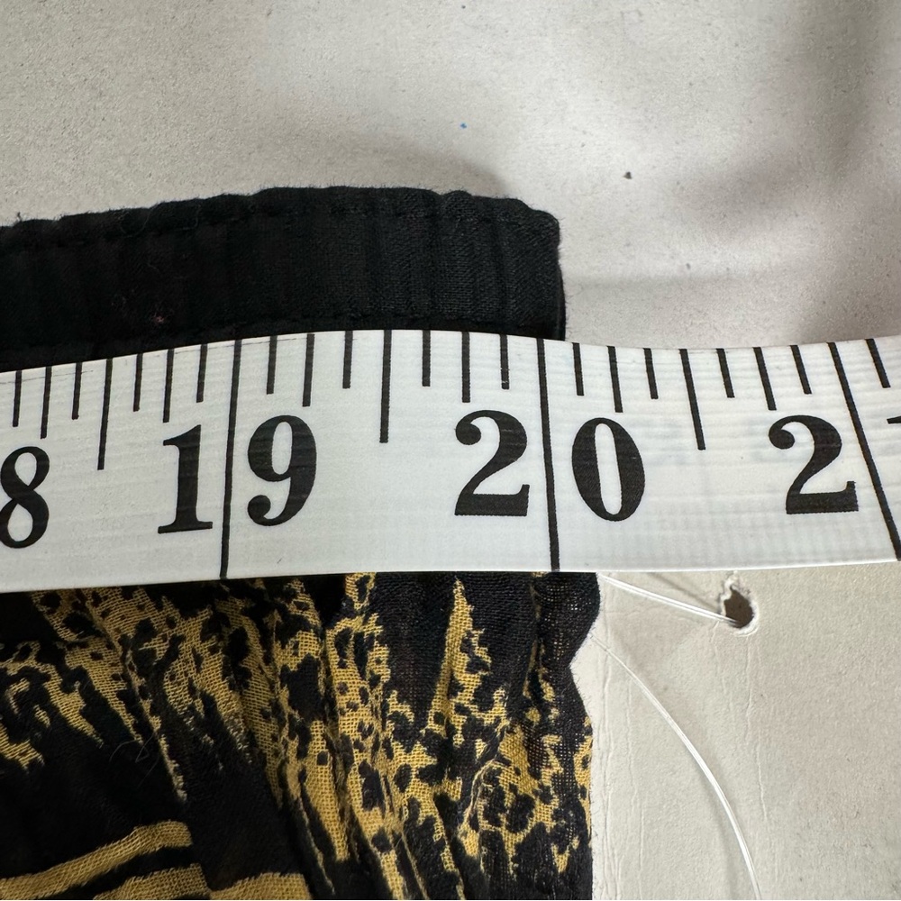 β€οΈ WHITE STAG SKIRT β€οΈ - Picture 6 of 6